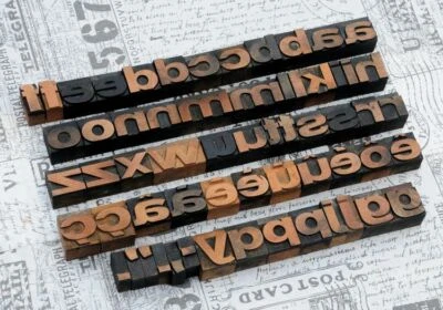 a-z anciens caracteres d'imprimerie en bois typographie lettres ABC imprimeur.+~ - Photo 1/2