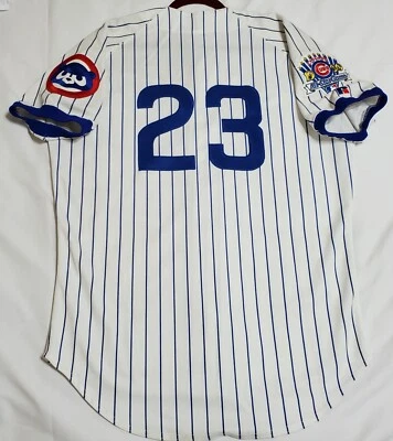 Camiseta deportiva auténtica Russell Athletic 44 grandes Chicago Cubs, Ryne Sandberg 1990 Foto 1 de 4