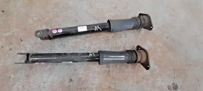OEM 2010-2015 KIA SPORTAGE 2 1.6 GDI  2 X REAR SHOCK ABSORBER SET 55300-3U350 — 第 1/4 张图片