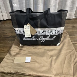 NEW Burberry Coated Canvas Giant Check Medium Doodle Tote Reversible Black White - Picture 1 of 3