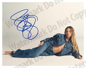 Sydney Sweeney Signed 8x10 Photo Reprint - American Eagle Collectible - Picture 1 of 6