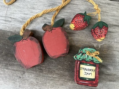 Винтажная расписанная вручную деревянная фруктовая форма яблоко клубника деревенская народная примитивистская - Изображение 1 из 4