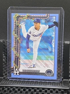 Yoshinobu Yamamoto  2025 Topps Holiday Light Blue and White Glitter #159 Dodgers - Picture 1 of 2