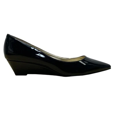 Bombas anabela femininas Bandolino couro envernizado preto Yara tamanho 10M - Imagem 1 de 4