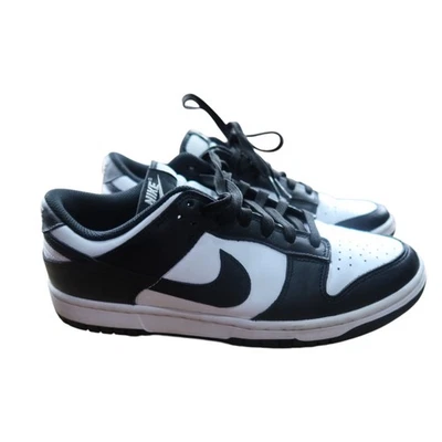 Zapatillas bajas para mujer Nike Dunk blancas negras 9 Foto 1 de 4
