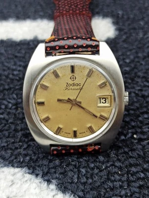 ANTIQUE ZODIAC WATCH 1960s HERMATIC MODEL SWISS MADE MANUAL MECHANISM - Image 1 of 4