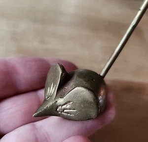 De colección Pequeño Latón Ratón Papel Recibo Nota Anillo Porta Velas Apagador Pequeño - Imagen 1 de 11