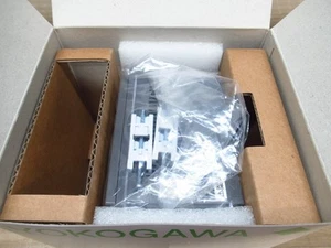 Yokogawa UT35A 000-01-00 TEMPERATURREGLER Neu im Karton aus Japan - Bild 1 von 7