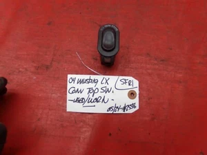 94-04 FORD MUSTANG CONV CONVERTIBLE TOP UP DOWN RAISE RETRACT SWITCH BUTTON OEM - Picture 1 of 6
