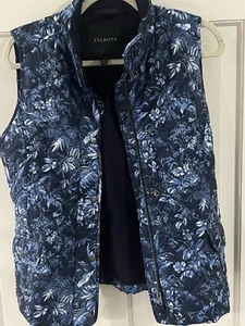 Talbots Quilted Blue Floral Zip Vest Jacket Women's Size: XS - Picture 1 of 17