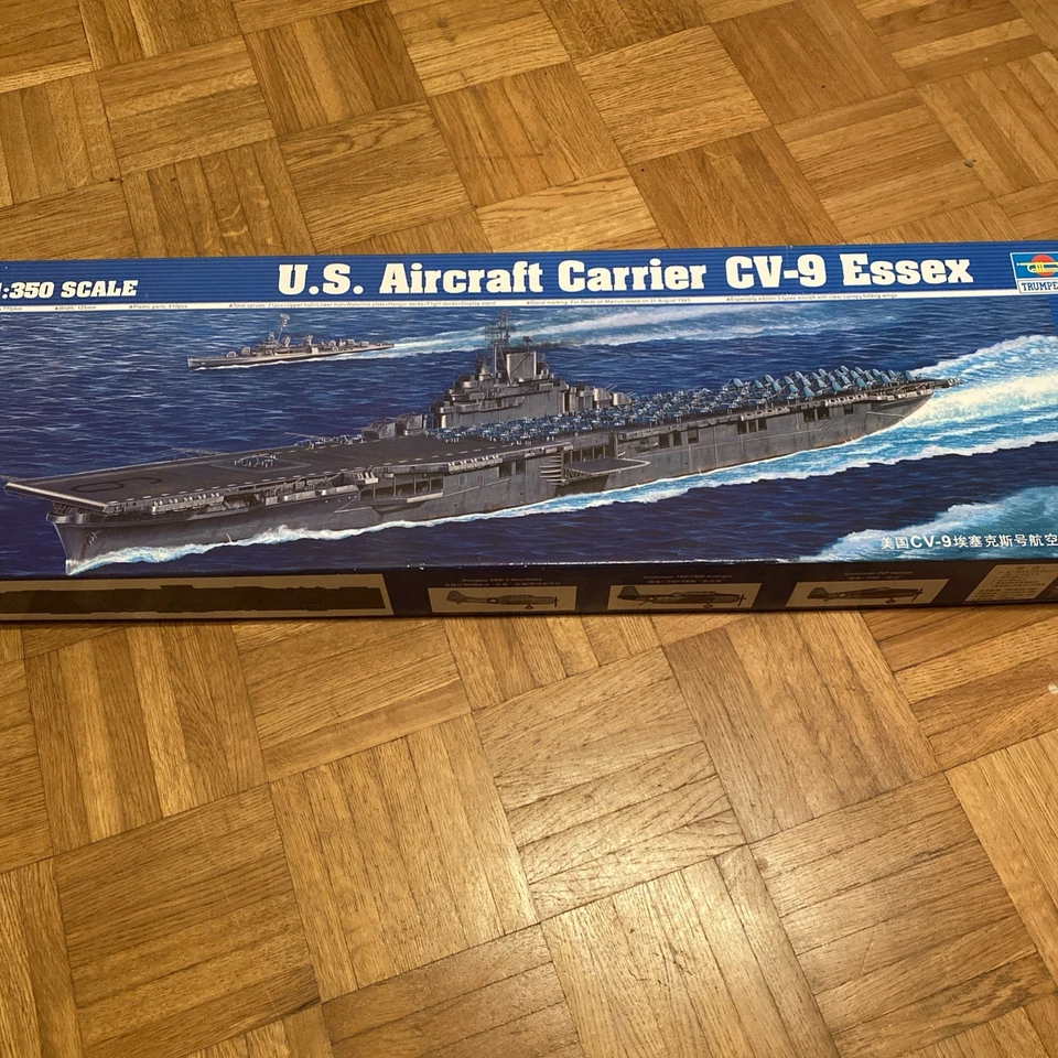 Trumpeter 1:350 #05602 US Aircraft Carrier CV-9 Essex - Bild 1 von 1