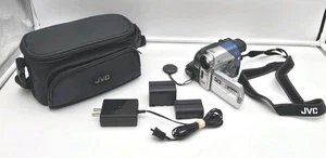 Cámara de Video Digital JVC Modelo GR-D33U con Estuche Piezas/Reparación Leer Descripción - Imagen 1 de 8