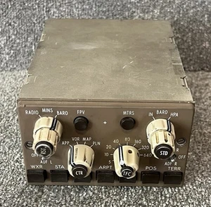 BOEING 747? RADIO? PANNELLO DI CONTROLLO CABINA DI PILOTAGGIO/PN622-8590-113. - Foto 1 di 7