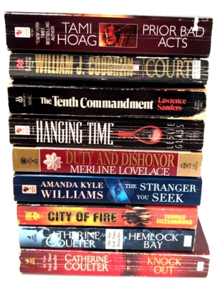 Mystery Police Crime Paperback Book Hoag Goodman Sanders Lovelace Coulter 9x Foto 1 de 4