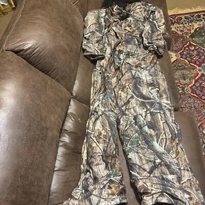 10x Realtree Camo Insulated Hooded Coverall Large Short - Picture 1 of 6