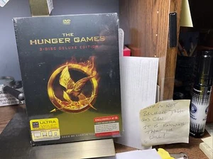 NIP! “THE HUNGER GAMES” DVD 3-DISC DELUXE EDITION 2012 JENNIFER LAWRENCE SEALED! - Picture 1 of 3