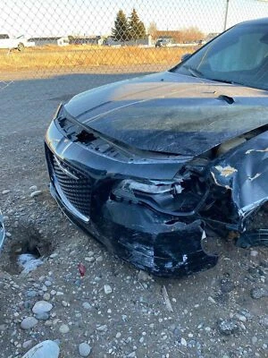 Medidor de velocímetro usado se adapta a: Chrysler 300 Cluster 2016 MPH 140 MPH sin insignia S Foto 1 de 4