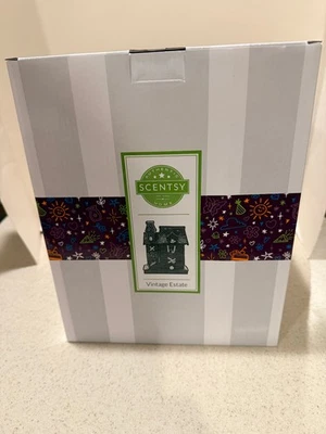 ¡NUEVO! Calentador de cera Scentsy Vintage Estate Haunted House nuevo en caja Foto 1 de 4