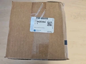 New Genuine GM Tailgate Handle 84203904 Silverado SIERRA OEM with CAMERA - Picture 1 of 2