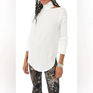 Free People We The Free Just for You Cutout Thermal Turtleneck - FrenchNilla - M - Picture 1 of 12