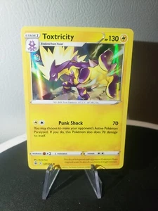 Pokémon TCG Toxtricity Fusion Strike 107/264 Holo Holo Rare - Picture 1 of 2