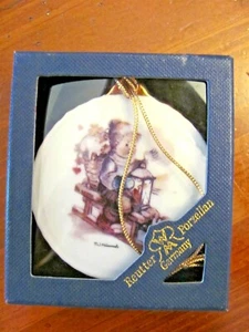 VTG REUTER PORSELLAN GERMANY 'M.J. HUMMEL' WINTER FUN CHRISTMAS ORNAMENT NIB - Picture 1 of 8
