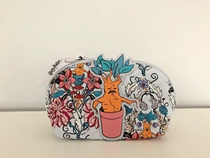 Vera Bradley Harry Potter Limited Edition Mandrake Cosmetic Bag/Pouch HERBOLOGY - Picture 1 of 11