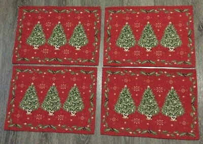 圣诞树挂毯桌椅红色绿色 12 英寸 x 17 英寸 — 第 1/4 张图片