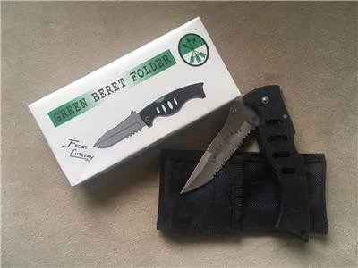 Cuchillo de Bolsillo FROST Cubiertos Acero Hoja Grabada Serrada Boina Verde Carpeta NUEVO 5" Foto 1 de 1