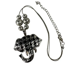 Collana con ciondolo elefante tono argento modello pied de poule catena regolabile - Foto 1 di 18