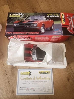 Chevrolet Camaro 1967 LANE COLECCIONABLES DETALLE EXACTO 1/18 ROJO 1 DE 3000  Foto 1 de 4