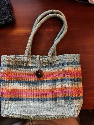Vintage Croft & Barrow Straw Knit Beach  Bag Tote Purse Wooden Clasp Handbag - Image 1 of 4