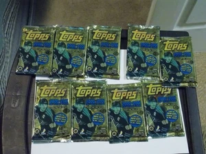 2000 - 2001 TOPPS NHL HOCKEY CARDS PACK LOT OF 9 - Bild 1 von 2