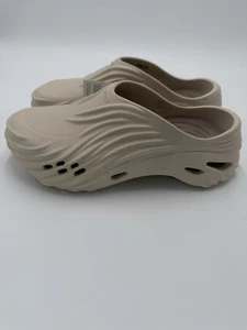 Scarpa Crocs Echo Wave - tinta mandorla uomo 8 donna 10 - Foto 1 di 6