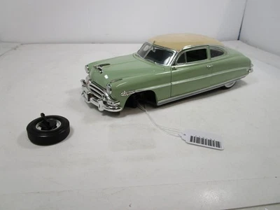 HIGHWAY 61 1/18 GREEN/TAN HUDSON HORNET *JUNKER PARTS CAR* NO BOX - Image 1 of 4