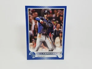 2022 Topps #454 Kevin Kiermaier, Tampa Bay Rays - Royal Blue Parallel Insert - Picture 1 of 2