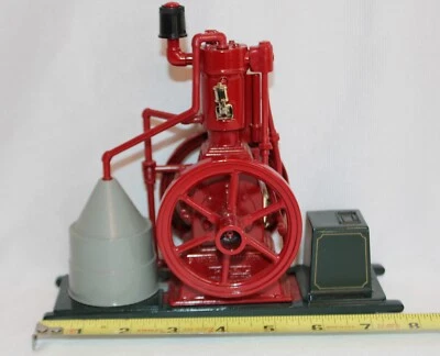 1991 ERTL IHC INTERNATIONAL HARVESTER 1/8 SCALE DIE-CAST VERTICAL ENGINE No. 615 - Image 1 of 4