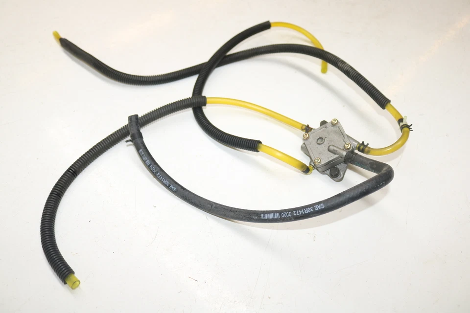 2001 Ski-doo Mxz 500 Fan 500f Rer Fuel Gas Pump & Lines Hoses 1,320 Miles - Imagem 1 de 4