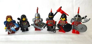 MOC da parti LEGO® cavalieri rosso sangue SCEGLI minifigure adatte per 10305 31120 - Foto 1 di 13