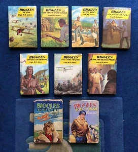 Lot of Vintage Biggles Books By Captain W.E Johns Dean & Son Set! - Picture 1 of 8