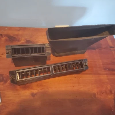 Camioneta Dodge 72 a 80 W D 150 Ramcharger aire acondicionado aire acondicionado salpicaduras de tablero Foto 1 de 4