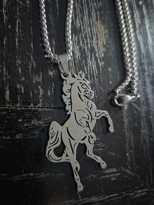 Edelstahlkette Mit Anhänger Pferd  Für Reiter Pferdeliebhaber neu ungetragen  - Bild 1 von 4