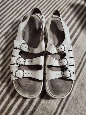 Clarks Springers Sandalias Sin Cordones Negras Talla 10 Mujer 3 Hebillas Cuero Uppe Foto 1 de 4