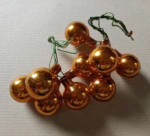 Vintage Retro Orange Metallic Glas Weihnachtskugeln auf Draht Konvolut x 9 - Bild 1 von 5