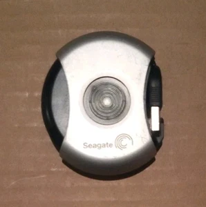 Seagate Pocket Hard Drive USB 2.0 External Storage Drive - 2.5GB - Picture 1 of 3