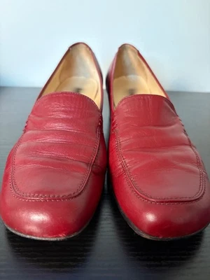 Zapatos para mujer Amalfi by Rangoni mocasín de cuero rojo tacón de 1,75" talla 9 AA Foto 1 de 4