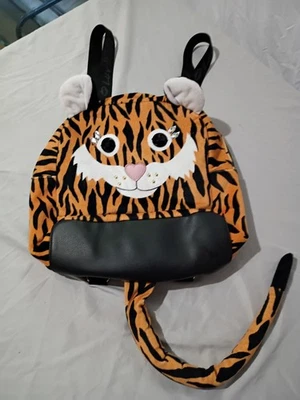 Mochila Betsey Johnson Tiger  Foto 1 de 4