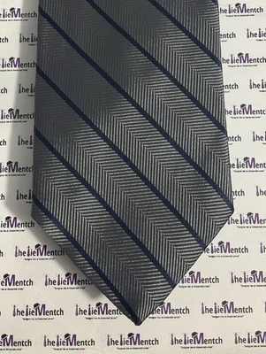 Corbata BROOKS BROTHER Gris Seda Espiga Con Diseño Rayas Azul Marino TOTALMENTE NUEVA Foto 1 de 3