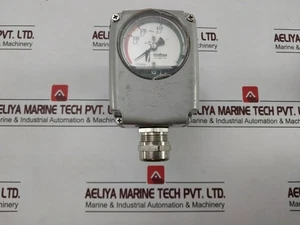 TRAFAG 8736.20.2200.59 Density Monitor 5.5 TO 6.1 BAR B04406F SF6.100% - Picture 1 of 17