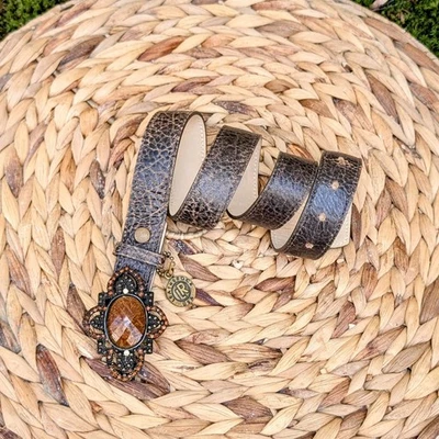 Cinturón LEATHEROCK Cuero Genuino Talla M 32.5-36.5 Estrás Marrón Hecho en EE. UU. Foto 1 de 4